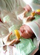 ��ϲ����ҶŮʿϲ�ù���' /></a></div>
<div class=